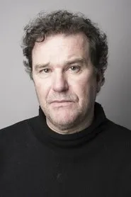 Douglas Hodge